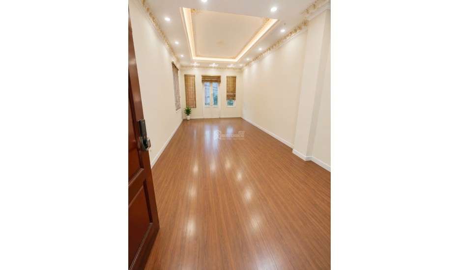 Nhà Giáp Bát, Hoàng Mai. Lô góc 2 mặt. Ô tô tránh. Dưới 10,4 tỷ. Ở và Kinh doanh